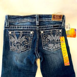 NWT RUSTIC DENIM CAPRIS